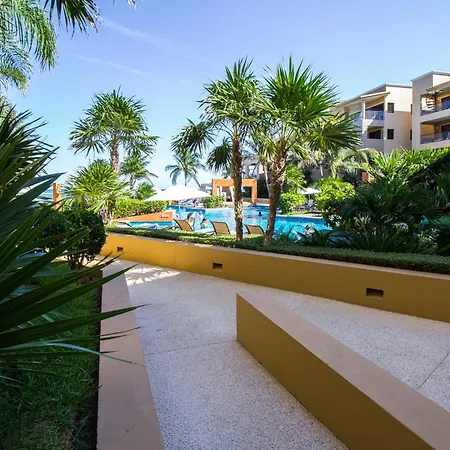 El Faro 101 Surf 1 Bdr Apt Pool View